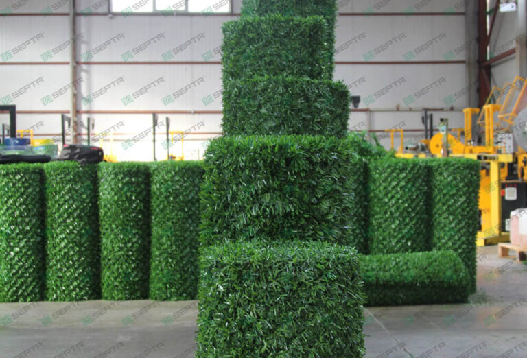 artificial-grass-fences-and-production-process-grass-fence-manufacturers