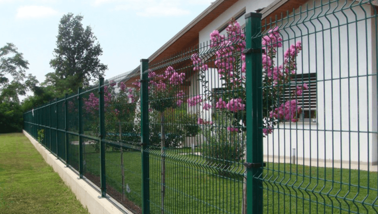 a-quoi-faut-il-faire-attention-lors-du-choix-dune-cloture-de-jardin